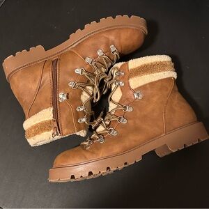 Dolce Vita Fur Boots Size 8.5